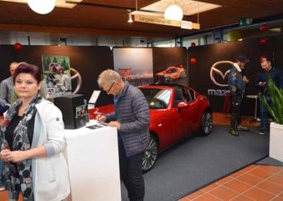 ESWA2018034