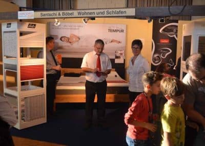 ESWA2018075