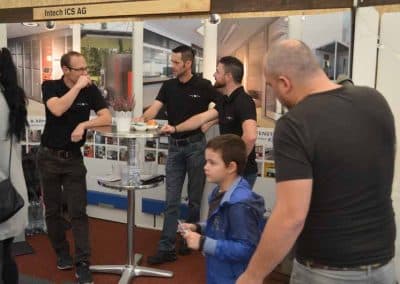 ESWA2018094